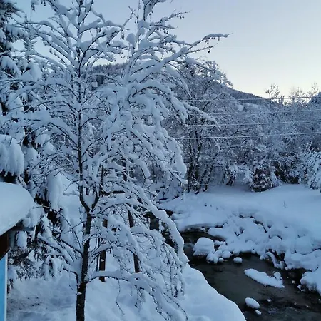 Schwaighofer Dachstein West * 루스바흐 암 파스 그슈에트