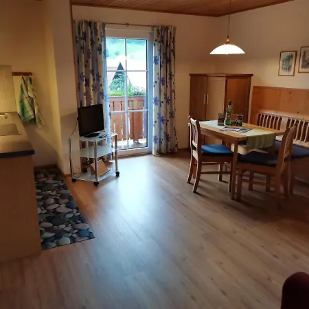 Schwaighofer Dachstein West 루스바흐 암 파스 그슈에트