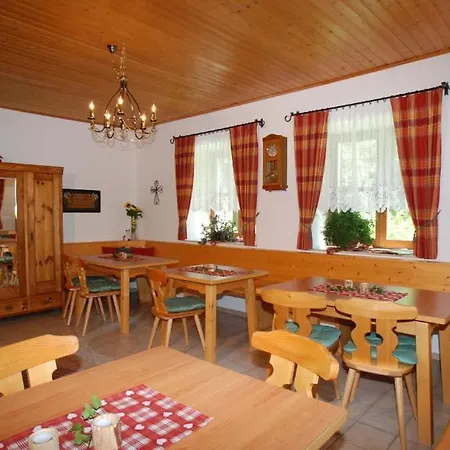 Schwaighofer Dachstein West * Russbach am Pass Gschütt