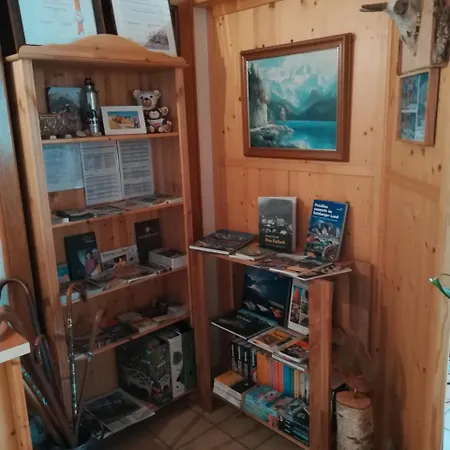 Schwaighofer Dachstein West 루스바흐 암 파스 그슈에트